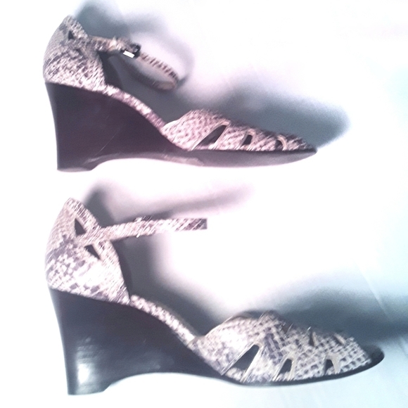 Franco Sarto Faux Snakeskin Wedged Sandals - Picture 5 of 16